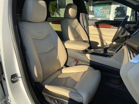 Used 2019 Cadillac XT5 Luxury image 23
