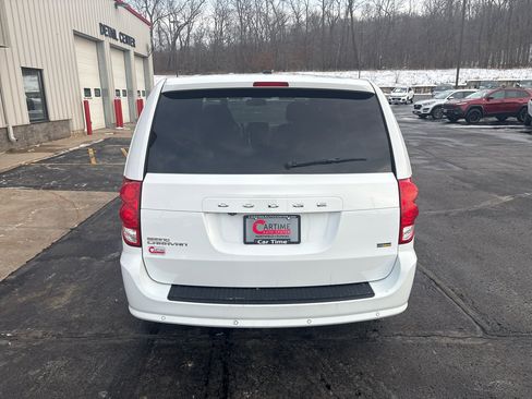 Used 2019 Dodge Grand Caravan SXT w/ Blacktop Package image 7