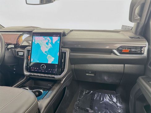 Used 2025 GMC Yukon Elevation AWD/4WD image 21