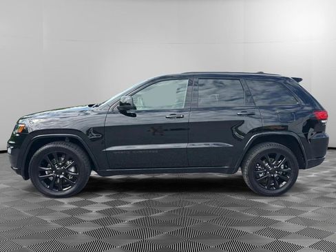 Used 2021 Jeep Grand Cherokee Laredo X AWD/4WD image 5