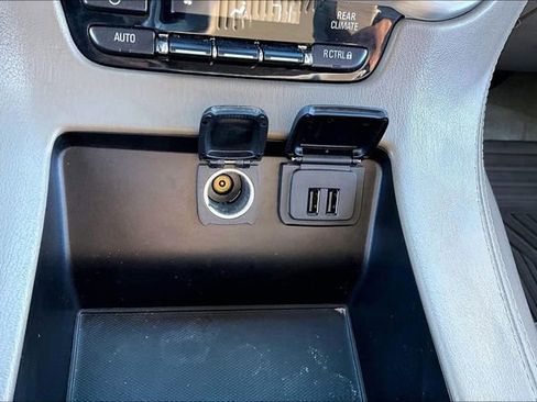 Used 2015 GMC Yukon SLE w/ Convenience Package image 33