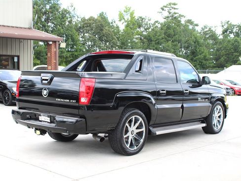 Used 2006 Cadillac Escalade EXT image 7