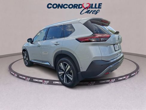 Used 2023 Nissan Rogue SL w/ SL Premium Package AWD/4WD image 4