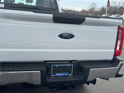 New 2026 Ford F350 XL w/ XL Off-Road Package image 11