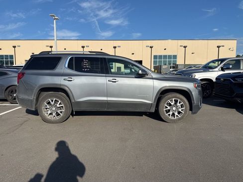 Used 2021 GMC Acadia SLE w/ Driver Convenience Package image 2