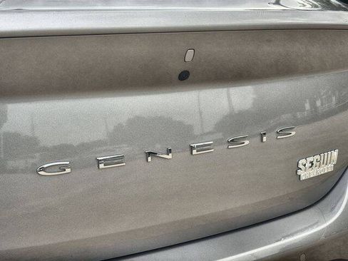 Used 2023 Genesis G70 2.0T w/ Sport Prestige Package RWD image 30