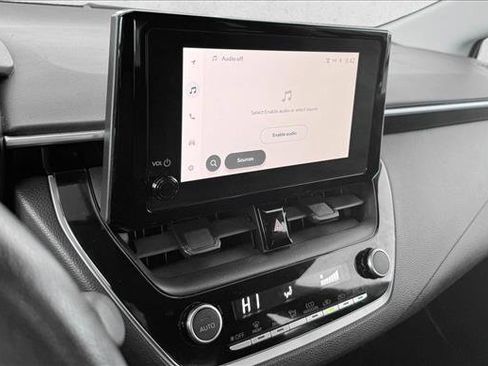 Used 2024 Toyota Corolla LE image 13