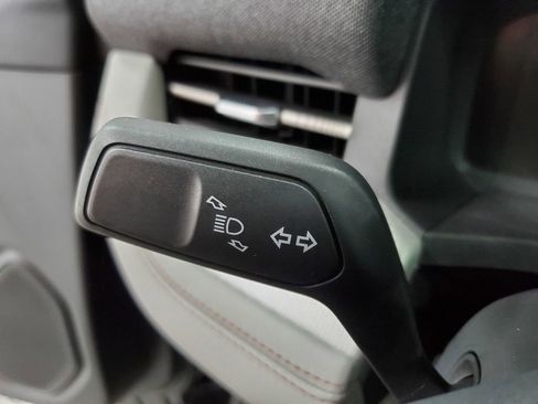 New 2026 Ford Explorer Active w/ Active Comfort Package image 32