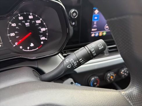 Used 2024 Chevrolet Trax LS image 32