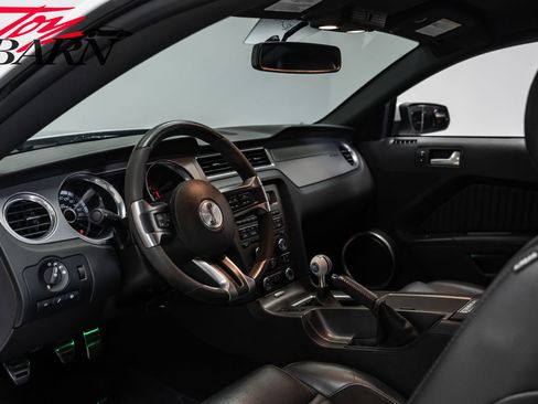 Used 2014 Ford Mustang Shelby GT500 w/ Equipment Group 821A image 42