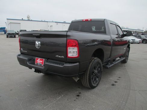 Used 2021 RAM 2500 Big Horn w/ Level 1 Equipment Group image 5