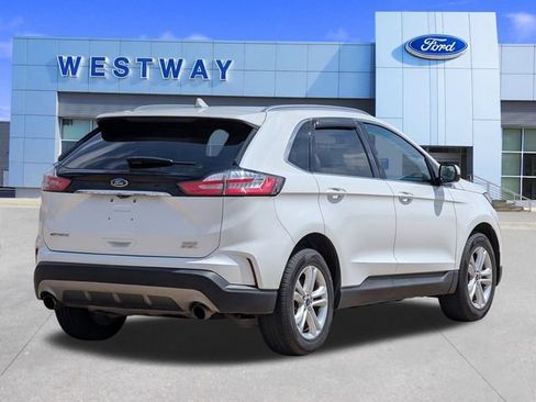 Used 2020 Ford Edge SEL w/ Convenience Package FWD image 3