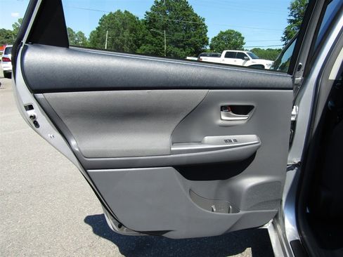 Used 2012 Toyota Prius V Two FWD image 17