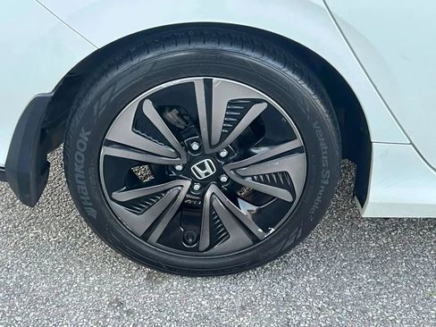 Used 2018 Honda Civic EX image 30