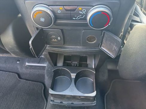 Certified 2022 Ford Explorer XLT w/ Equipment Group 202A image 20