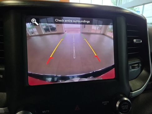 Used 2019 RAM 1500 Big Horn AWD/4WD image 28