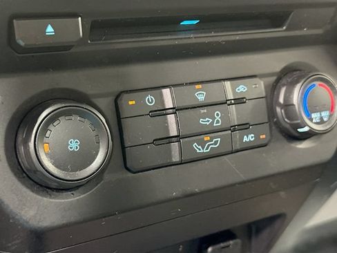 Used 2016 Ford F150 XL w/ Equipment Group 101A Mid RWD image 14