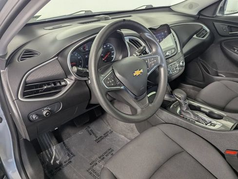 Used 2024 Chevrolet Malibu LT FWD image 12