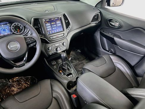 Used 2023 Jeep Cherokee Altitude Lux w/ Lux Elite Package AWD/4WD image 24