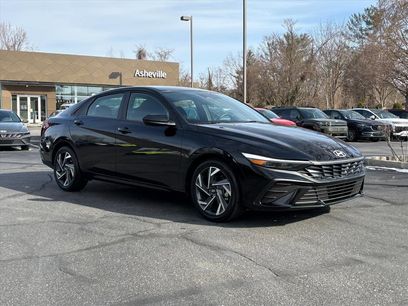 Certified 2025 Hyundai Elantra Sport w/ Cargo Package