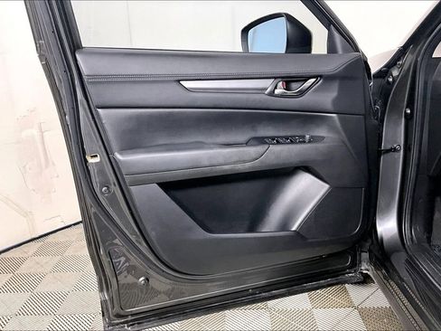 Used 2018 MAZDA CX-5 Touring image 23