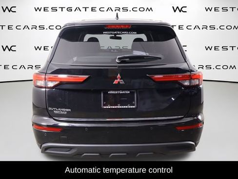 Used 2024 Mitsubishi Outlander ES FWD image 4