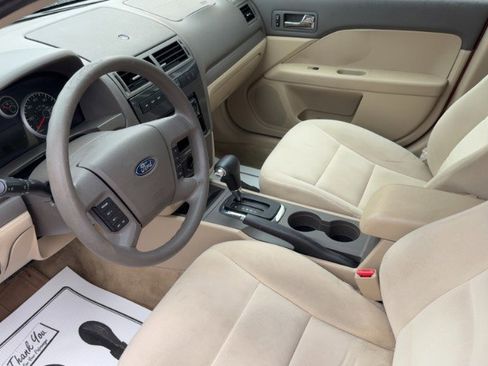 Used 2008 Ford Fusion SE image 9
