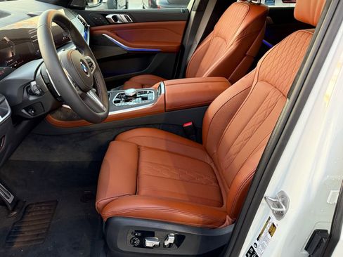 New 2026 BMW X7 M60i w/ Executive Package image 19