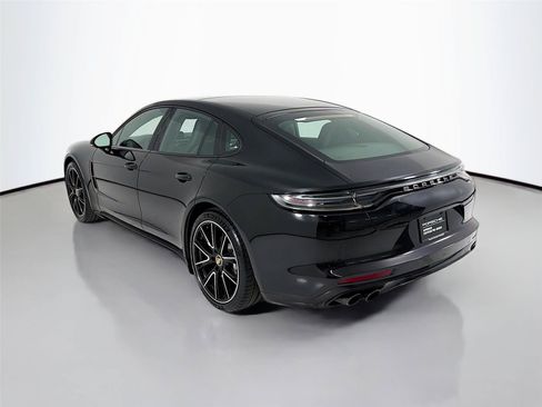 Used 2023 Porsche Panamera Platinum Edition RWD image 3