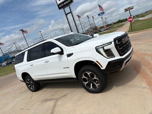 Used 2025 GMC Yukon XL AT4 w/ AT4 Premium Package image 1