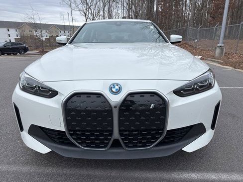 Used 2023 BMW i4 eDrive35 w/ Premium Package image 9