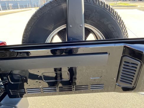 Used 2012 Jeep Wrangler Sport image 31