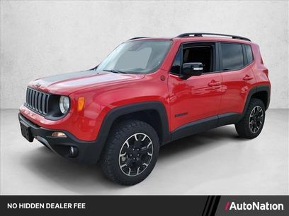 Used 2023 Jeep Renegade Latitude w/ Sun/Sound Group