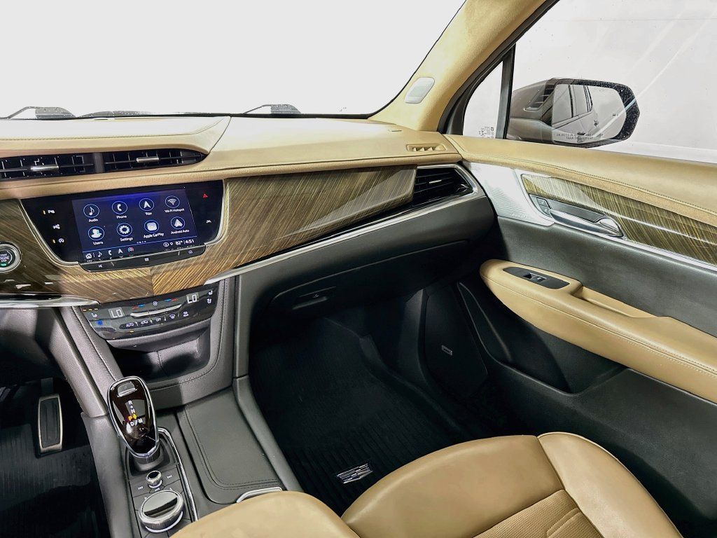 Used 2021 Cadillac XT6 Sport w/ Platinum Package AWD/4WD image 20