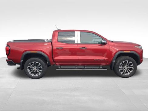Used 2023 GMC Canyon Denali AWD/4WD image 7