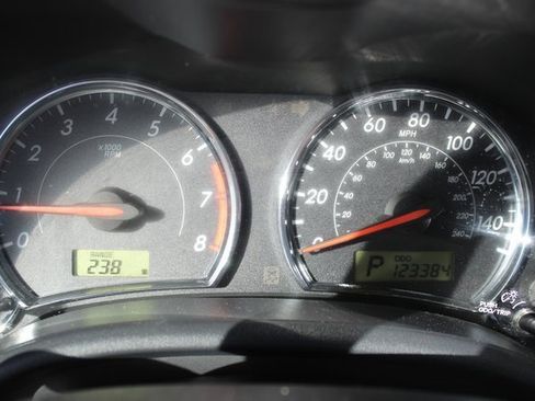 Used 2011 Toyota Corolla image 9