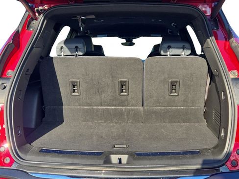Used 2024 Buick Enclave Premium image 10