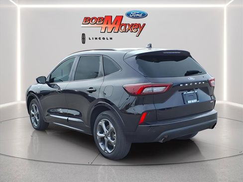 Certified 2023 Ford Escape ST-Line w/ Tech Pack #1 image 7