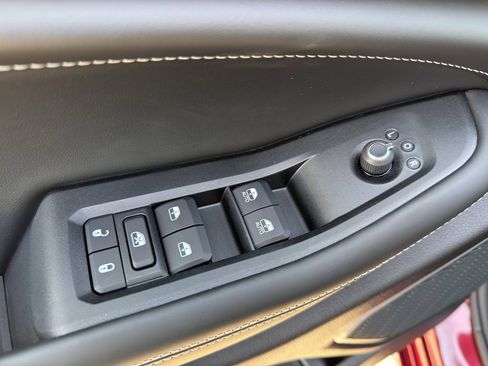 New 2026 Jeep Grand Cherokee Limited Reserve AWD/4WD image 11