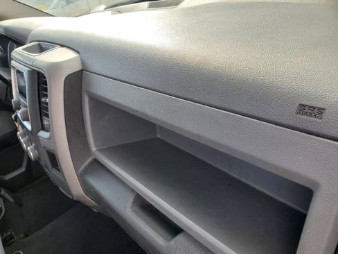 Used 2013 RAM 1500 Express image 27