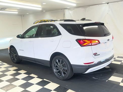 Used 2023 Chevrolet Equinox RS image 8