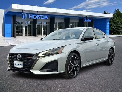 Used 2023 Nissan Altima 2.5 SR