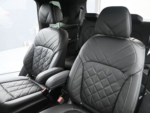 New 2026 BMW X7 xDrive40i w/ M Sport Package image 32