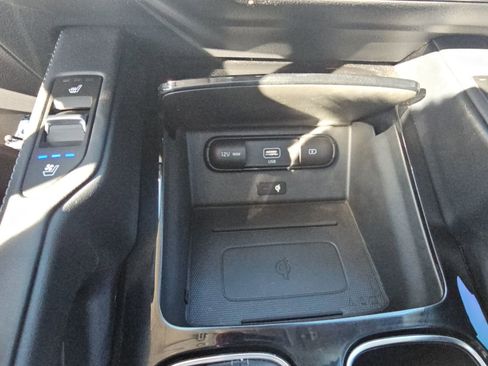 Used 2021 Kia Telluride EX AWD/4WD image 19