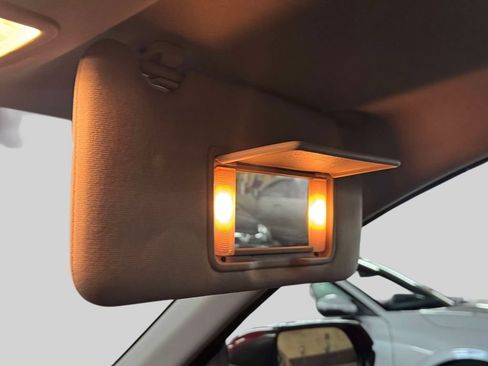 Used 2016 Honda HR-V EX image 9