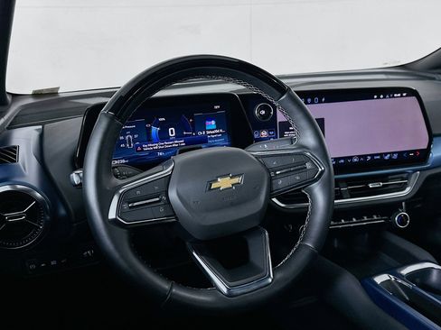 Used 2024 Chevrolet Equinox EV LT w/ Active Safety Package 3 image 18