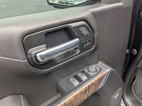Used 2021 GMC Sierra 1500 Denali w/ Denali Ultimate Package AWD/4WD image 12