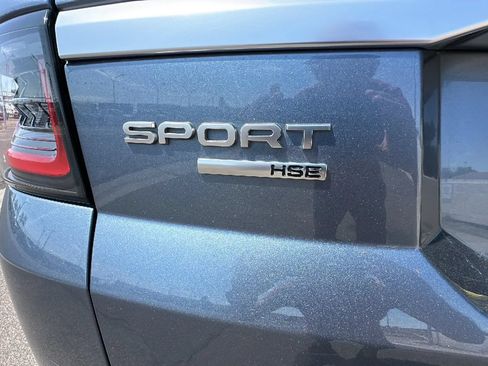 Used 2019 Land Rover Range Rover Sport HSE AWD/4WD image 4