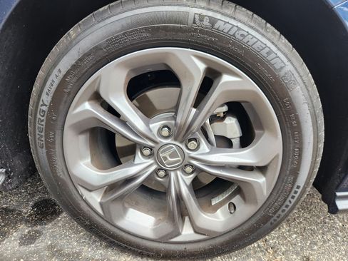 Used 2024 Honda Accord EX image 5