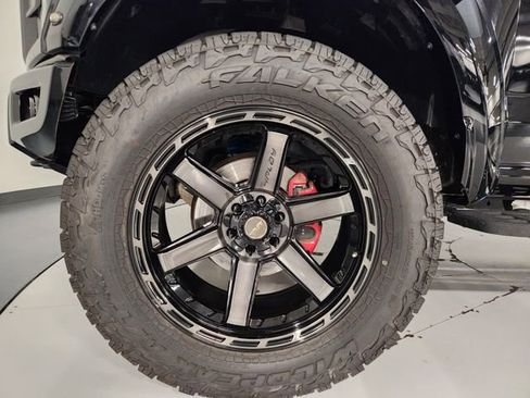 Used 2018 Ford F150 Raptor w/ Equipment Group 802A Luxury image 8